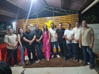 Câmara Municipal de Cristino Castro realiza confraternização e celebra união